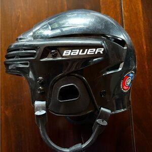 Bauer 2100 Junior Hockey Helmet with Dual-Density Foam Liner, Black size Medium